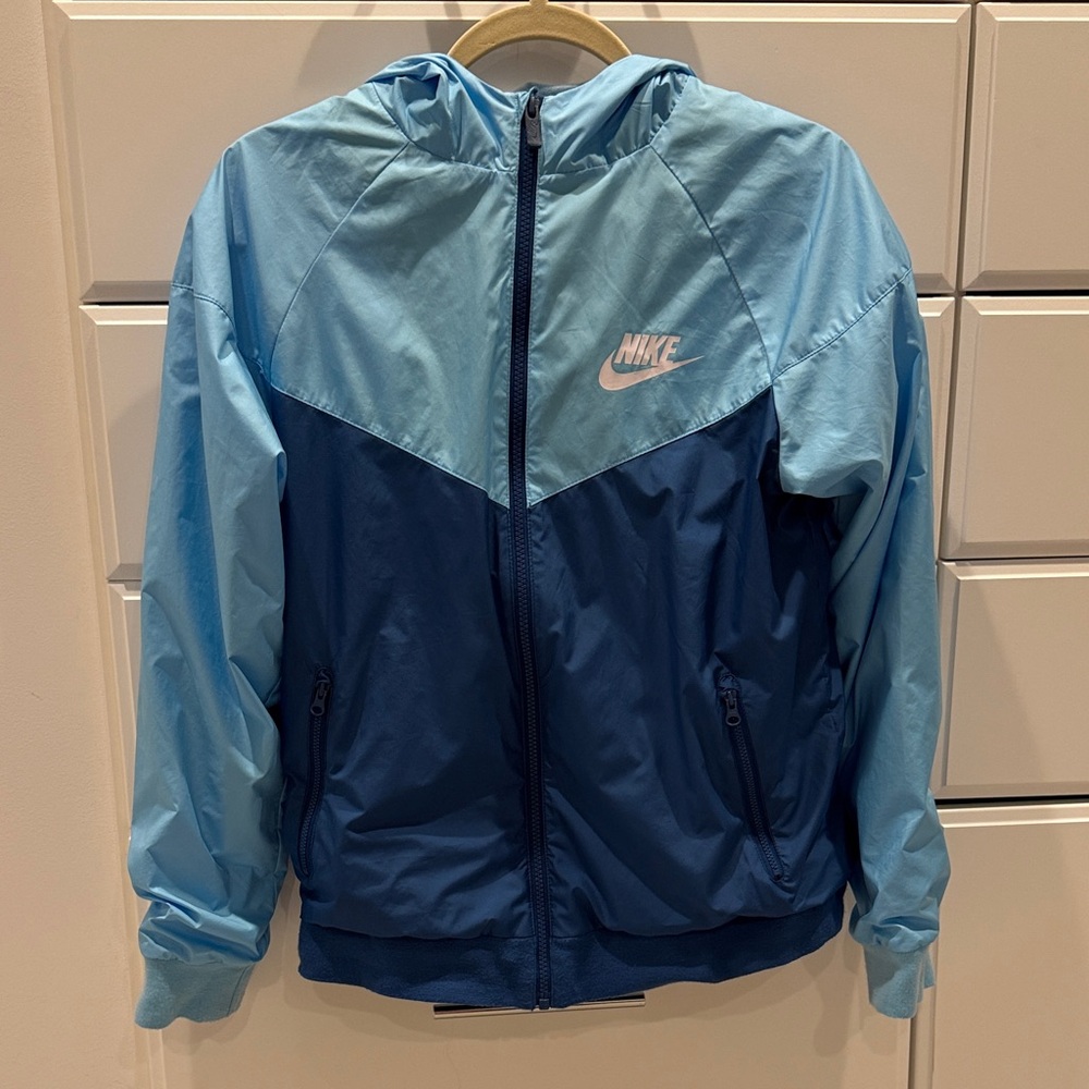 Nike Boys Two-Tone Blue Hooded Sportswear  Windrunner Jacket Size-XL